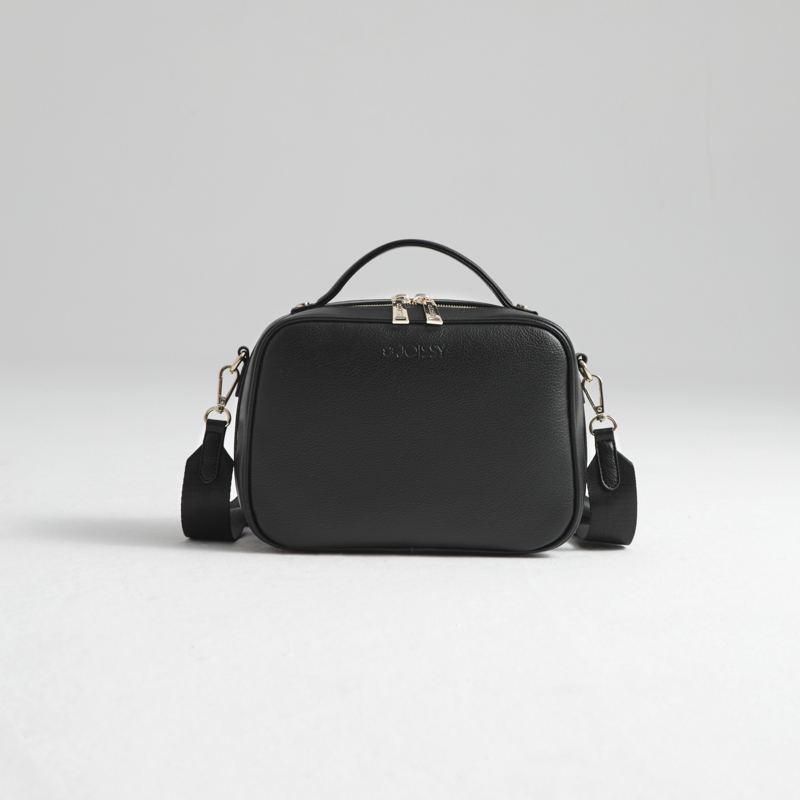 joissy-organizer-do-wozka-listonoszka-dla-mamy-vera-black-czarny-1-przod