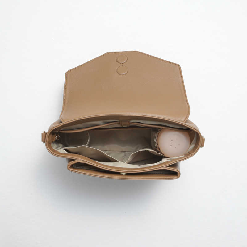 joissy-organizer-do-wozka-listonoszka-midi-almond-migdalowa-7-wnetrze