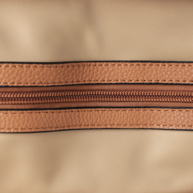 joissy-torba-do-porodu-weekend-weekender-beige-beżowa-detal-zamek.jpg