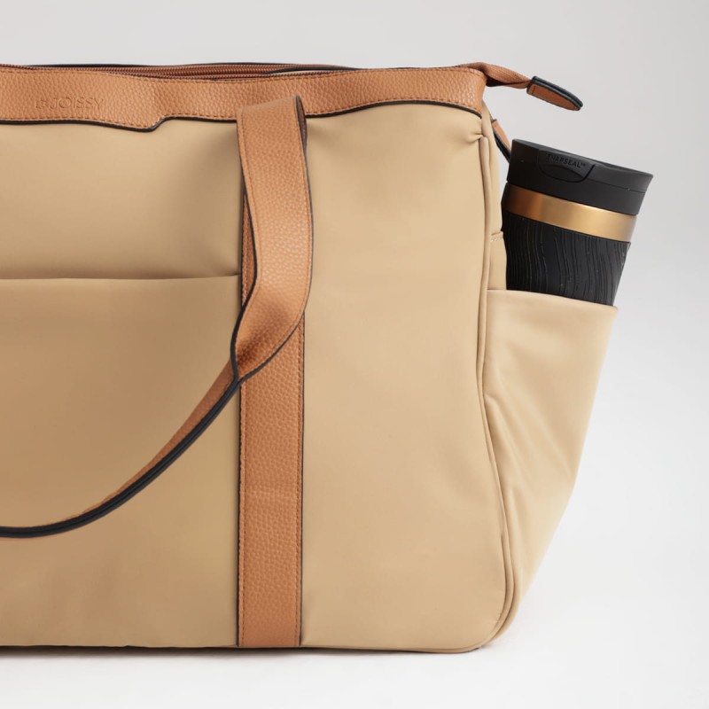 joissy-torba-do-porodu-weekend-weekender-beige-beżowa-detal-kieszeń.jpg