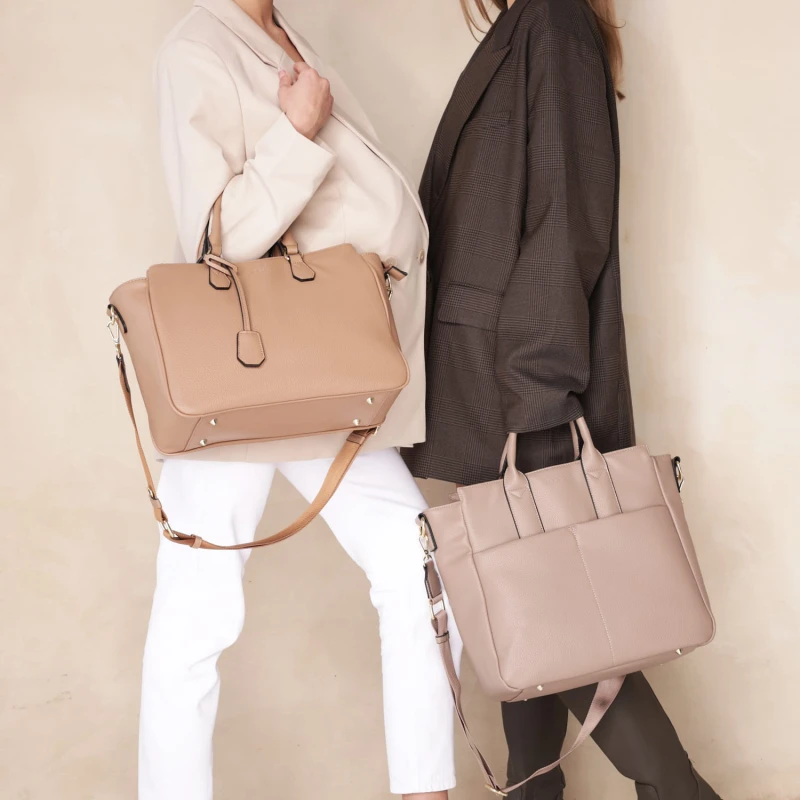 joissy-mila-torba-do-wózka-dla-mamy-beige-modelki.jpg