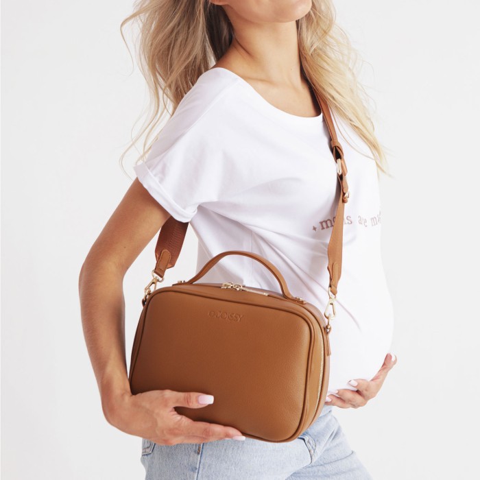 joissy-organizer-do-wozka-listonoszka-dla-mamy-vera-caramel-karmelowa-na-modelce-3