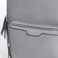 joissy-plecak-do-wozka-moon-light-grey-szary-7-przednia-kieszeń